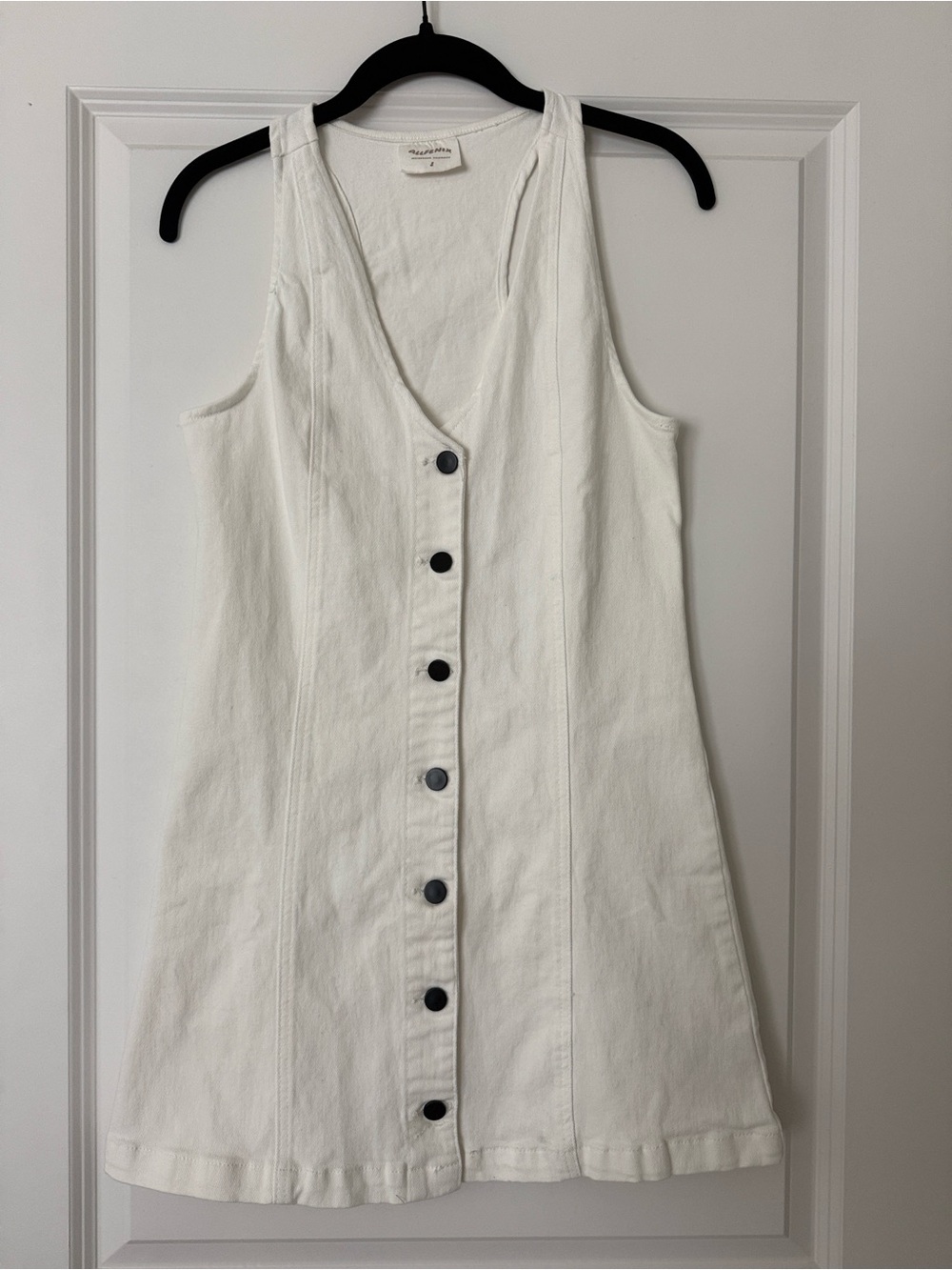 Button-Front White Denim Stretch Sleeveless Dress